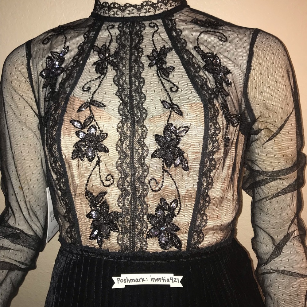 🚨LAST CHANCE 🚨Free People Sequin Velvet Dress - Picture 4 of 8